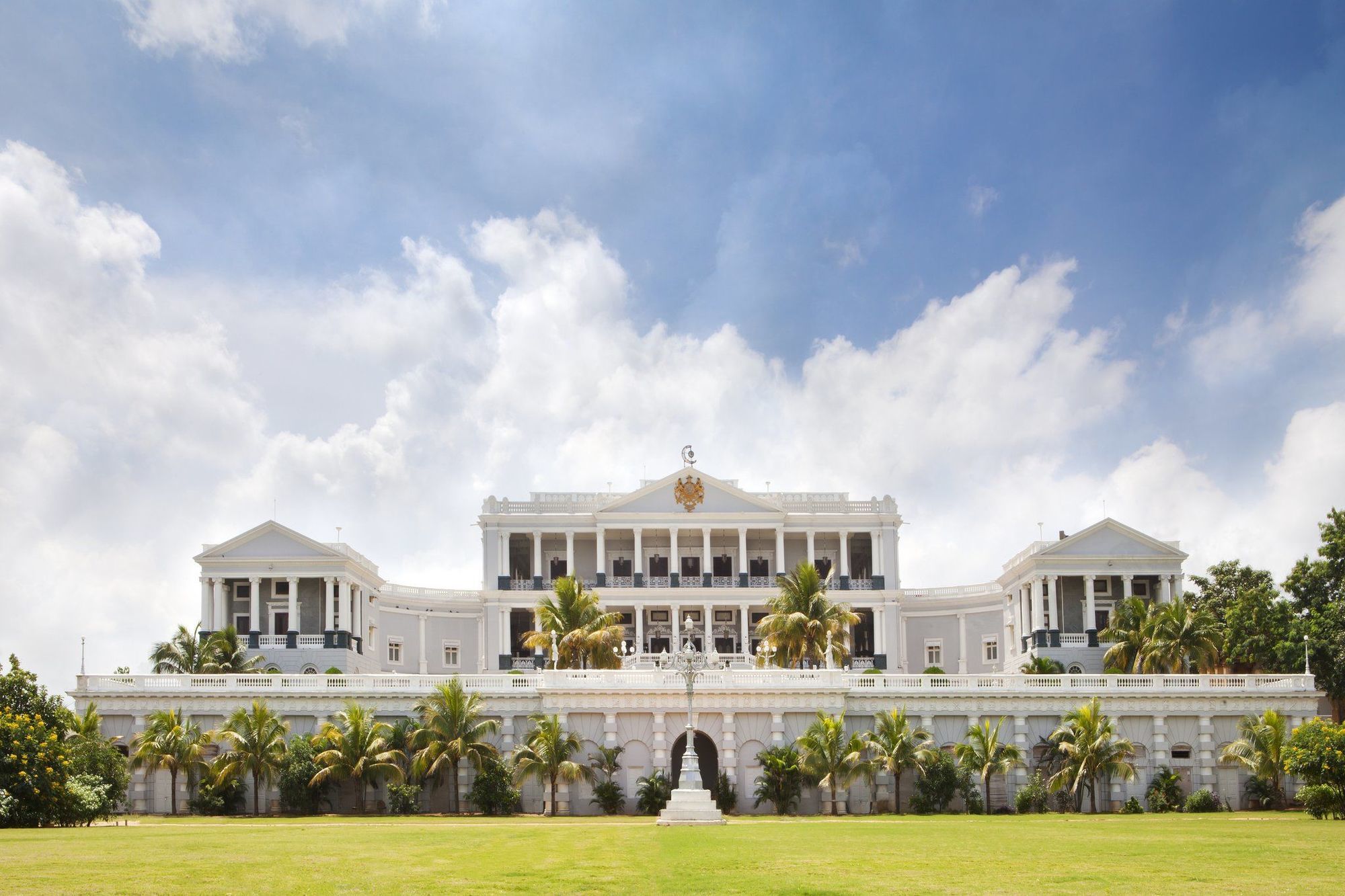 Taj Falaknuma Palace Hyderabad Exterior photo
