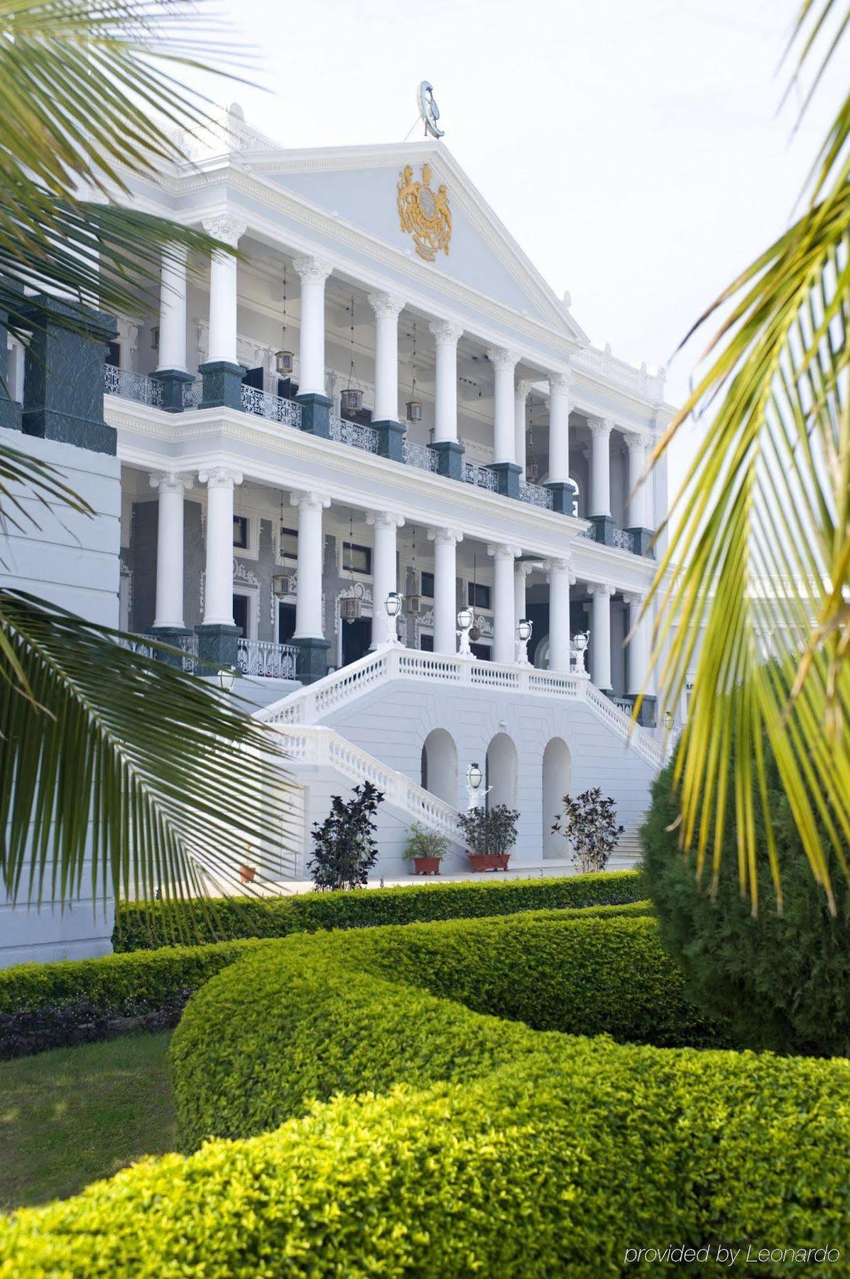 Taj Falaknuma Palace Hyderabad Exterior photo