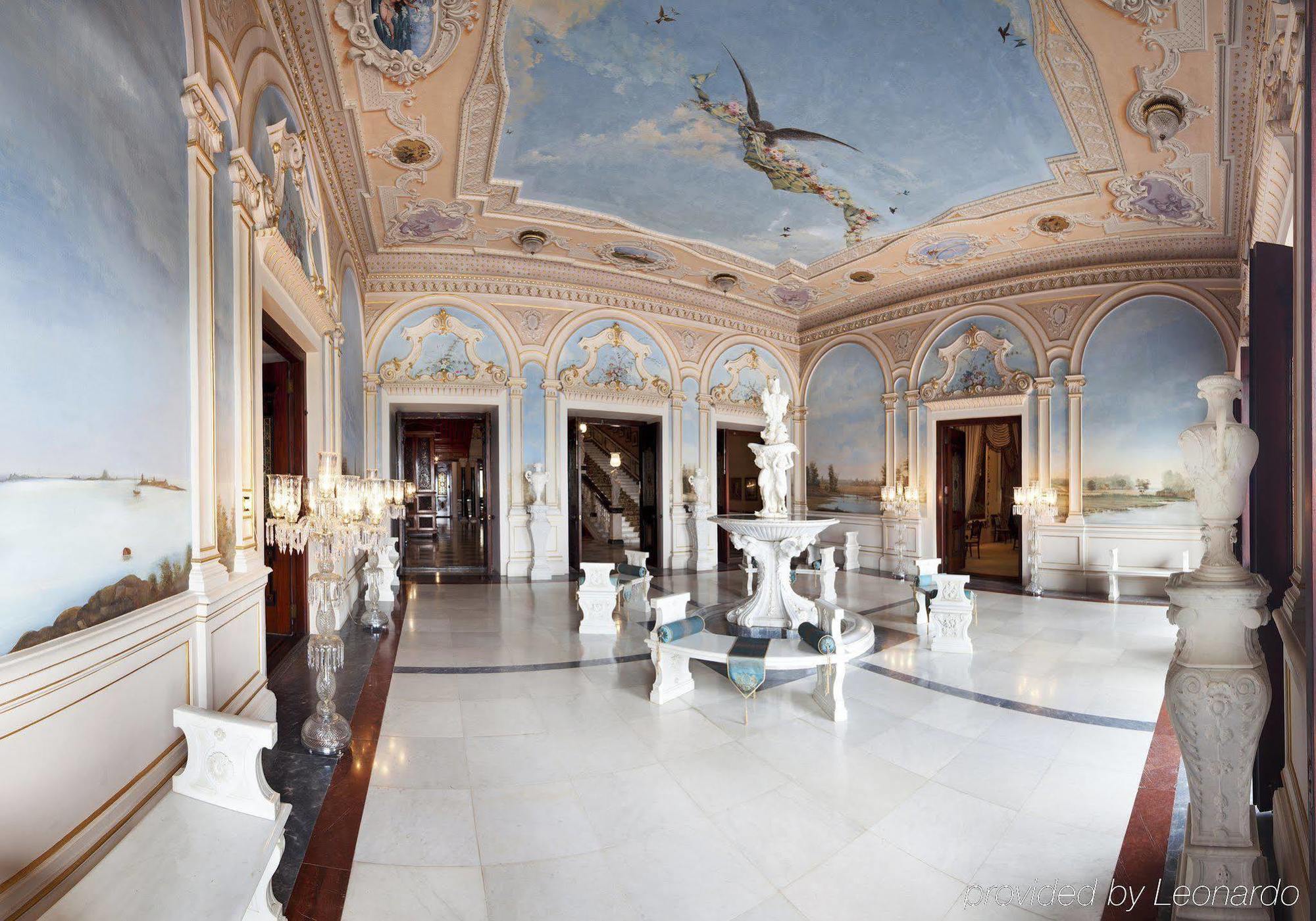 Taj Falaknuma Palace Hyderabad Interior photo