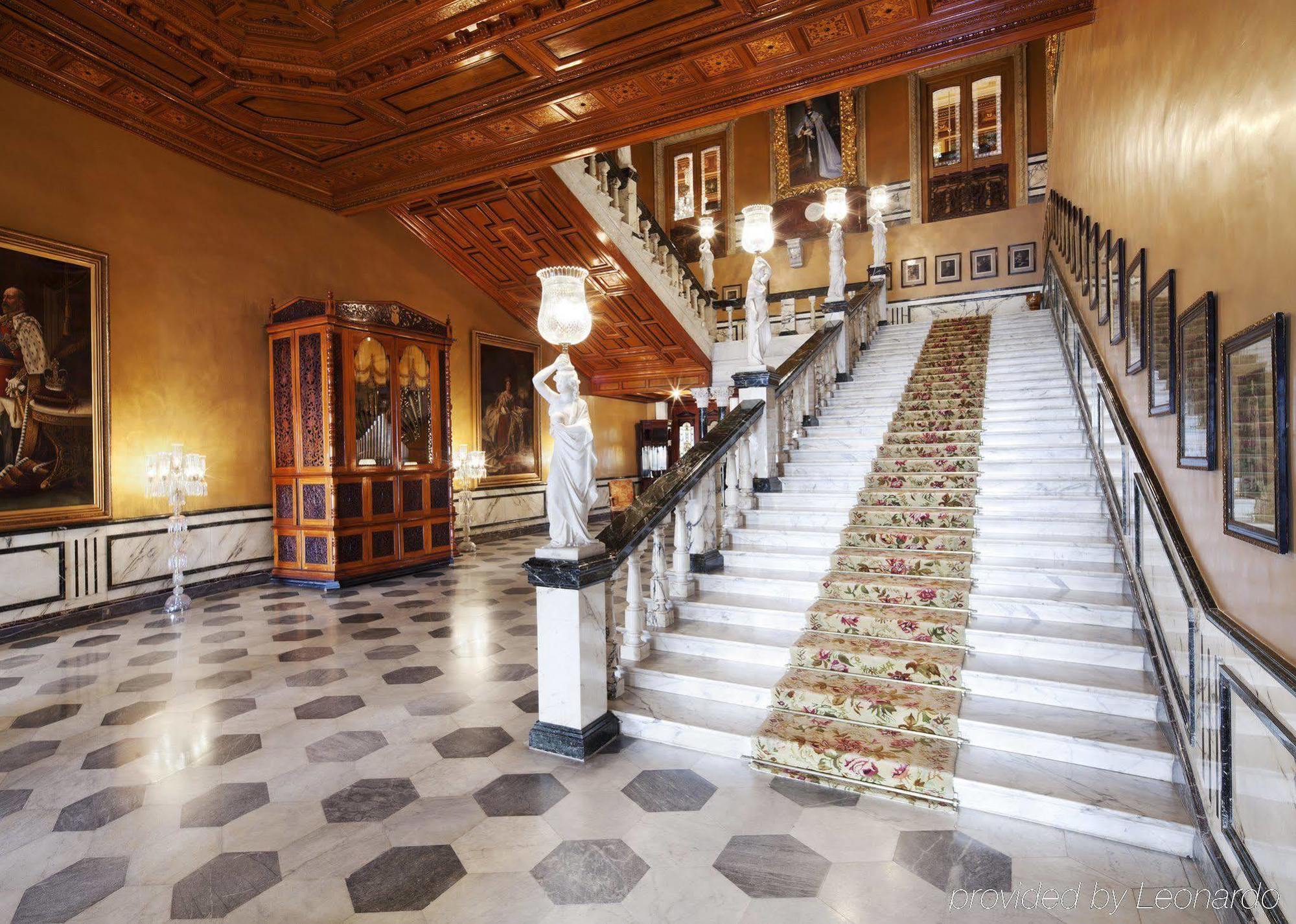 Taj Falaknuma Palace Hyderabad Interior photo