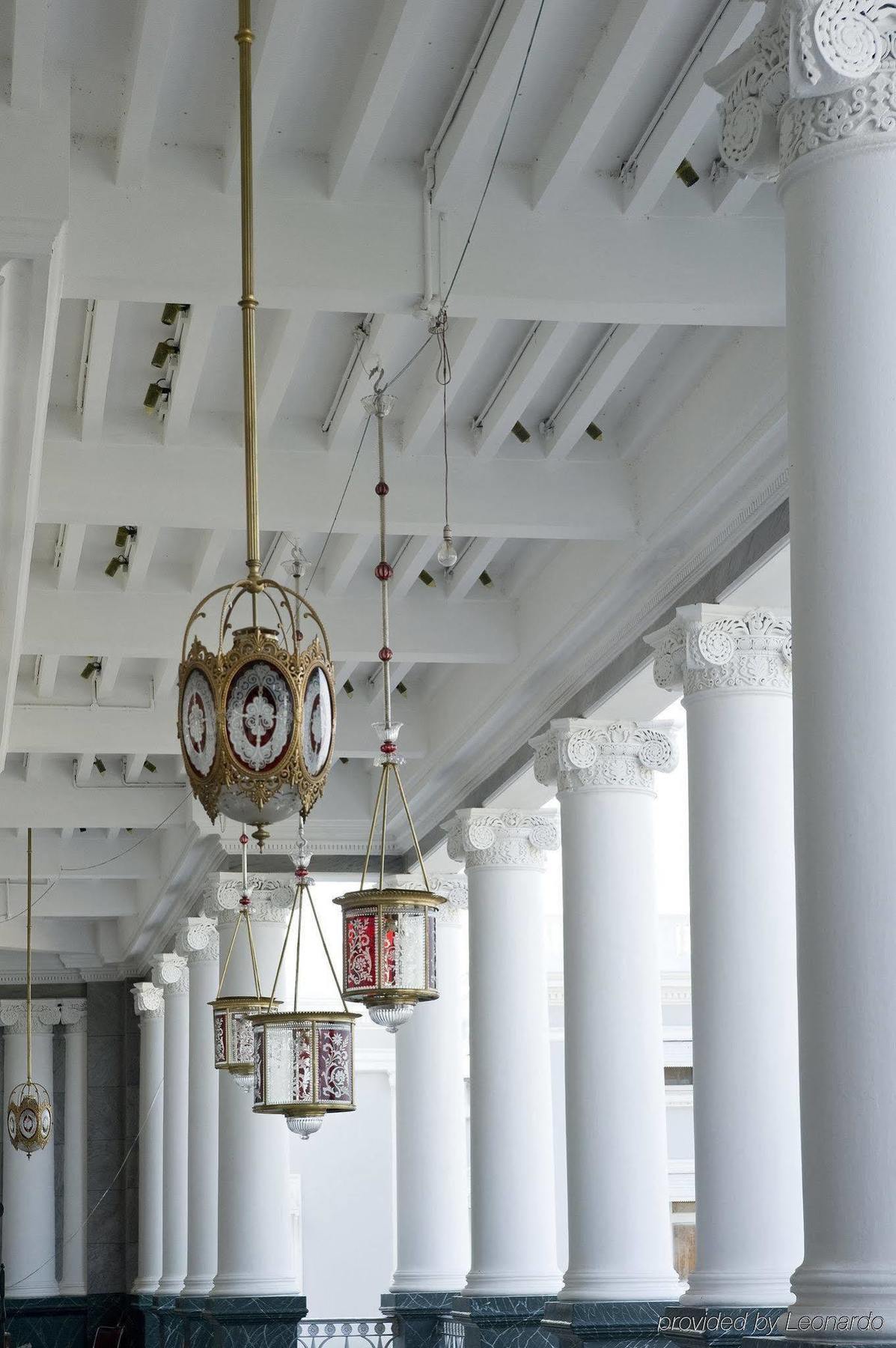 Taj Falaknuma Palace Hyderabad Interior photo